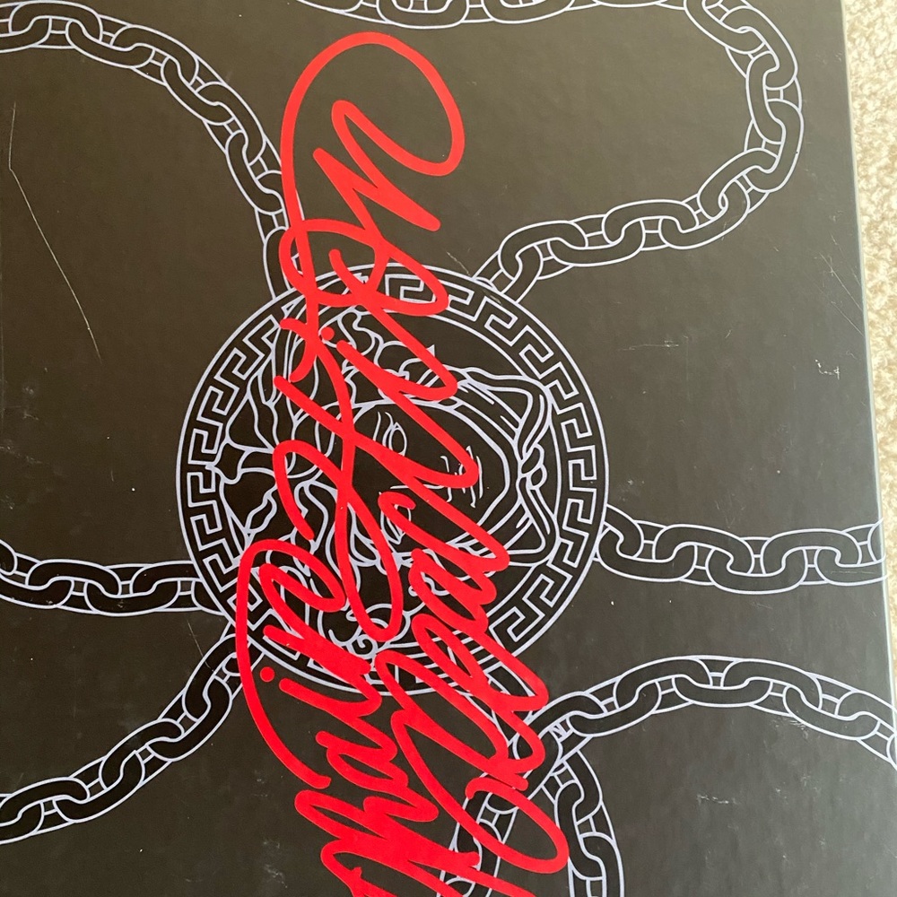 Authentic  brand new Versace Chain Reaction